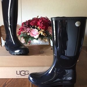 Ugg rain boots